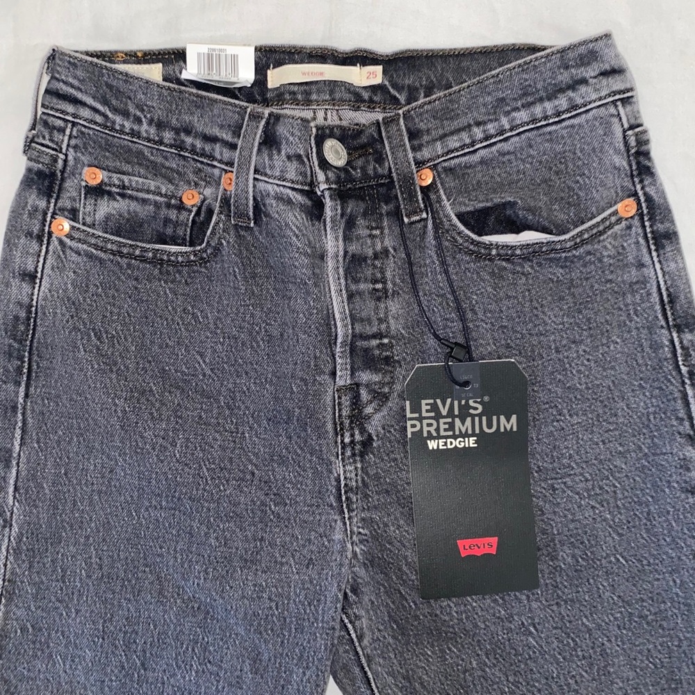 Levi’s Wedgie jeans NEW WITH TAGS!